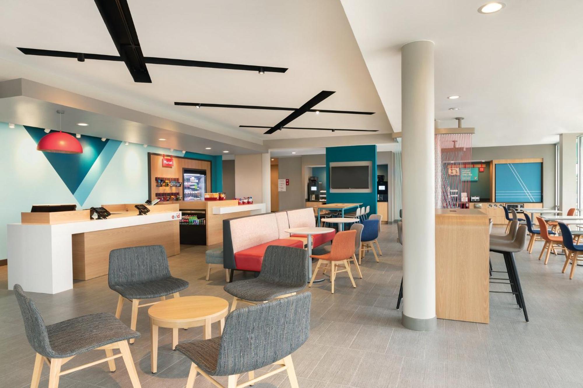 Avid Hotel - Staunton By Ihg Exterior foto